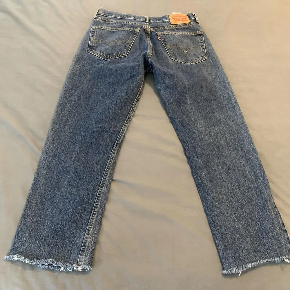 Levis 505 Jeans Mens 31x27 Blue Medium Wash Straight Leg Raw Hem Denim‎ Pants
